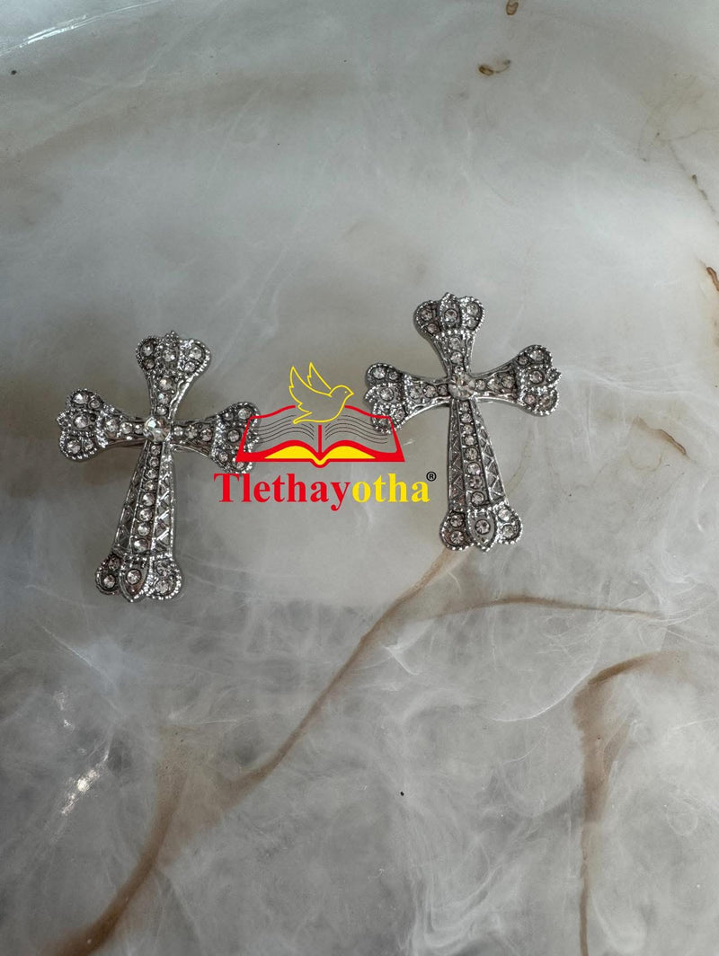 Crown Groom’s Back Cross